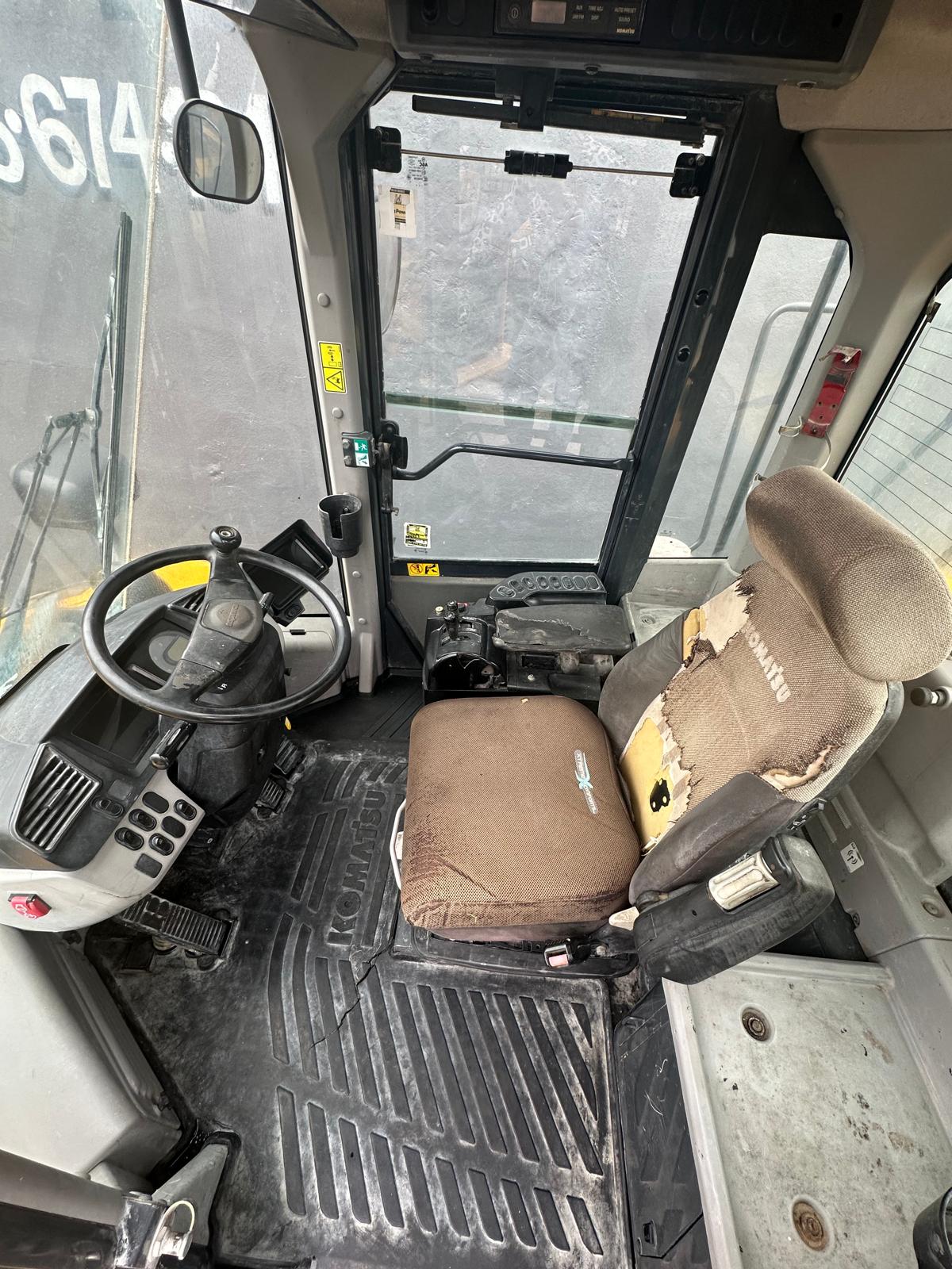 2014 Komatsu WA380-7 Wheel Loader