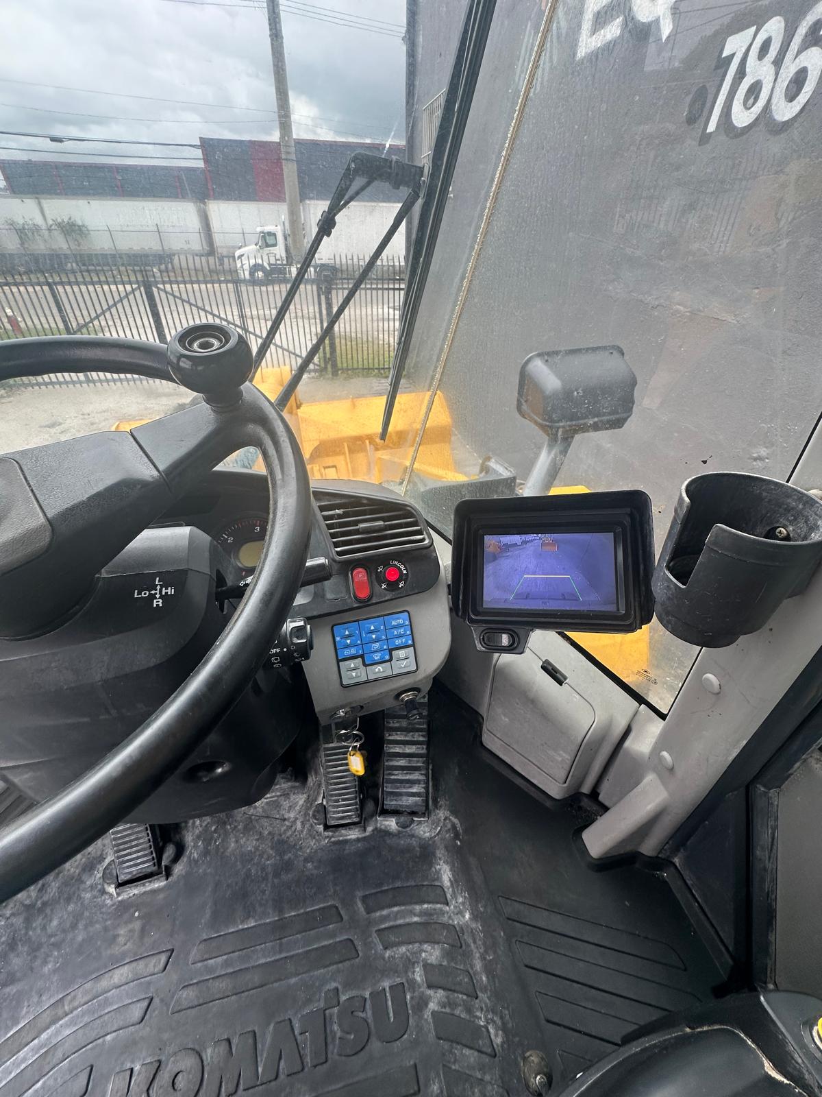 2014 Komatsu WA380-7 Wheel Loader