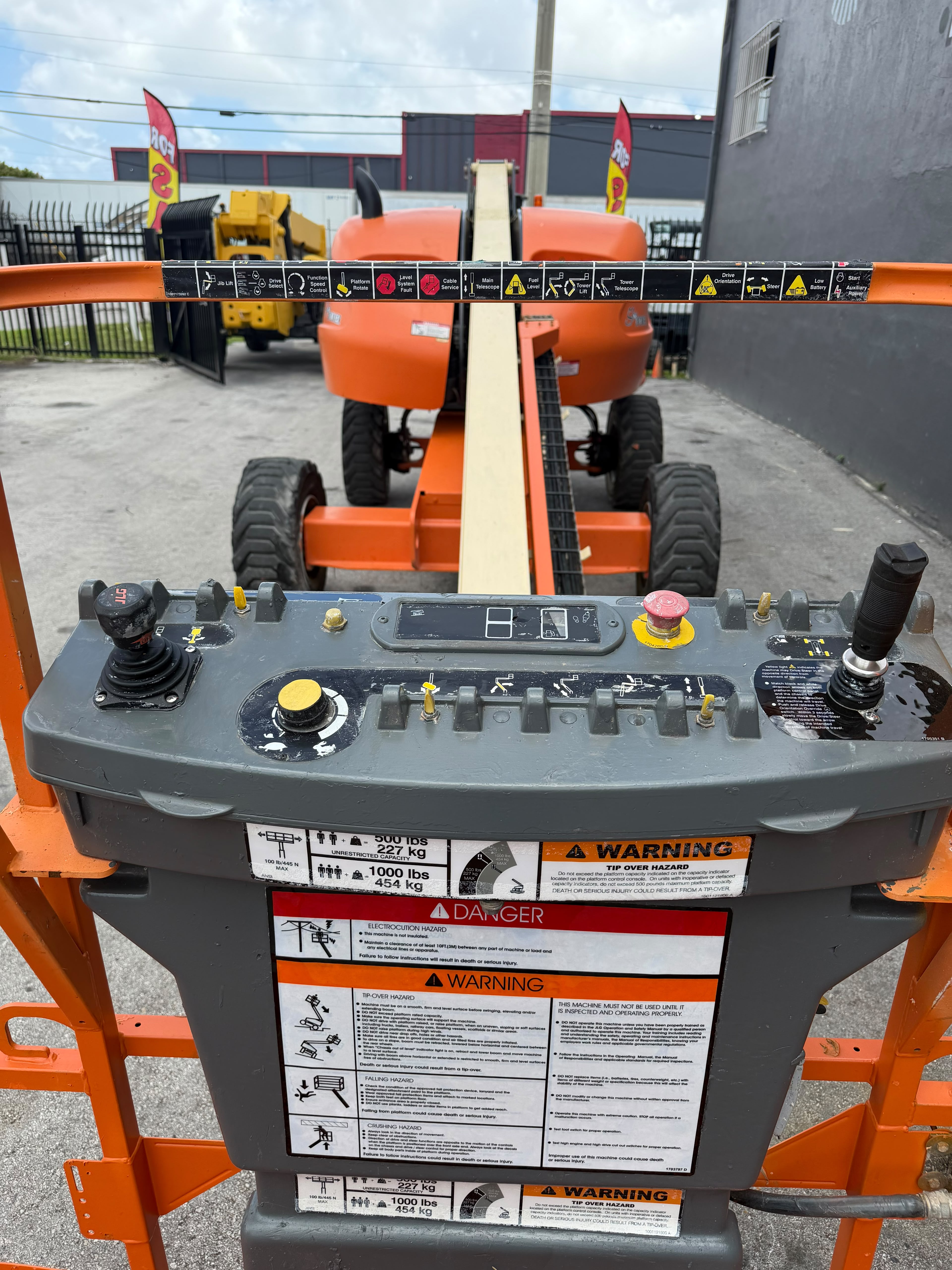 2014 JLG 400S 4WD Diesel Telescopic Boom Lift