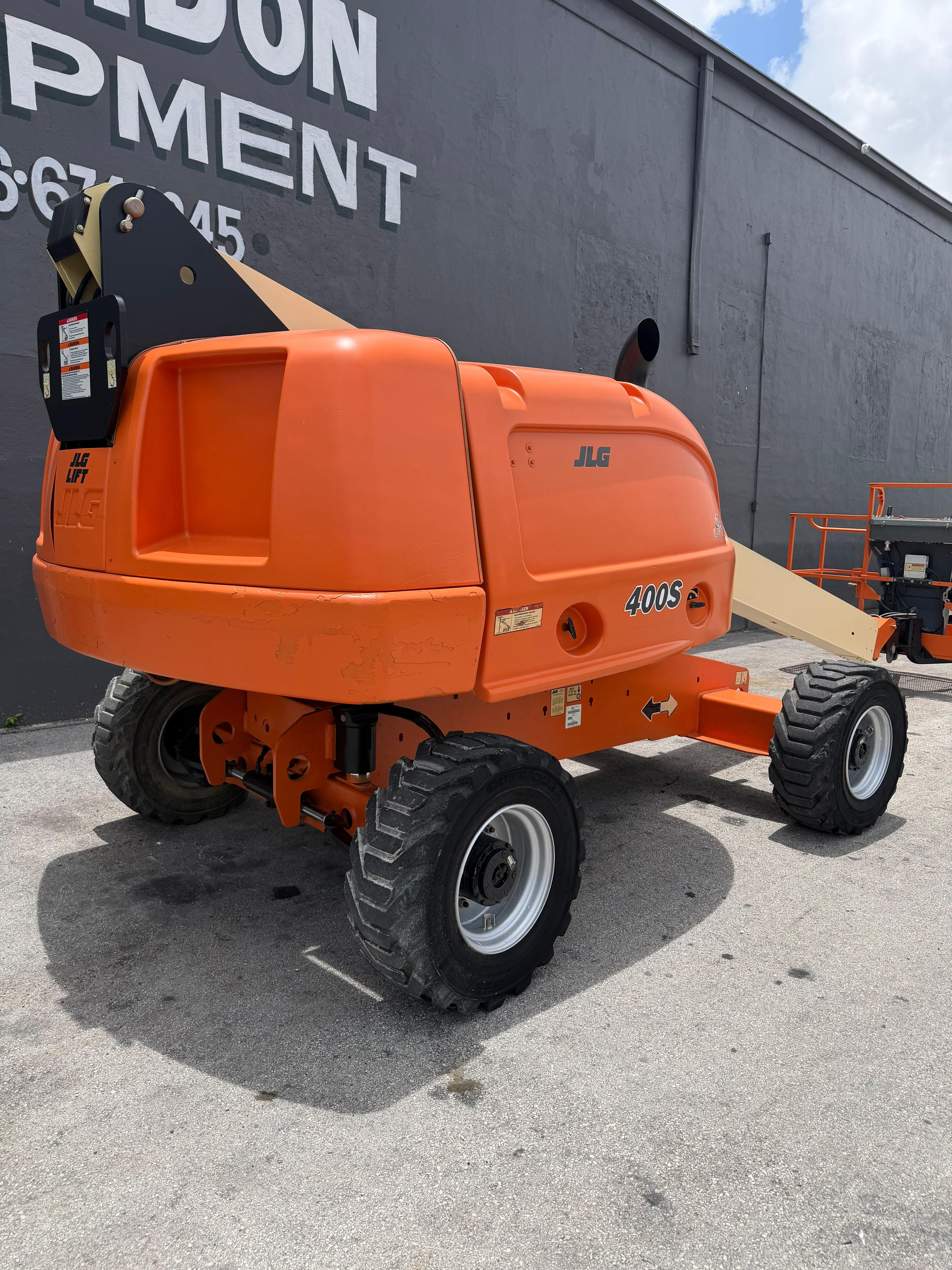 2014 JLG 400S 4WD Diesel Telescopic Boom Lift